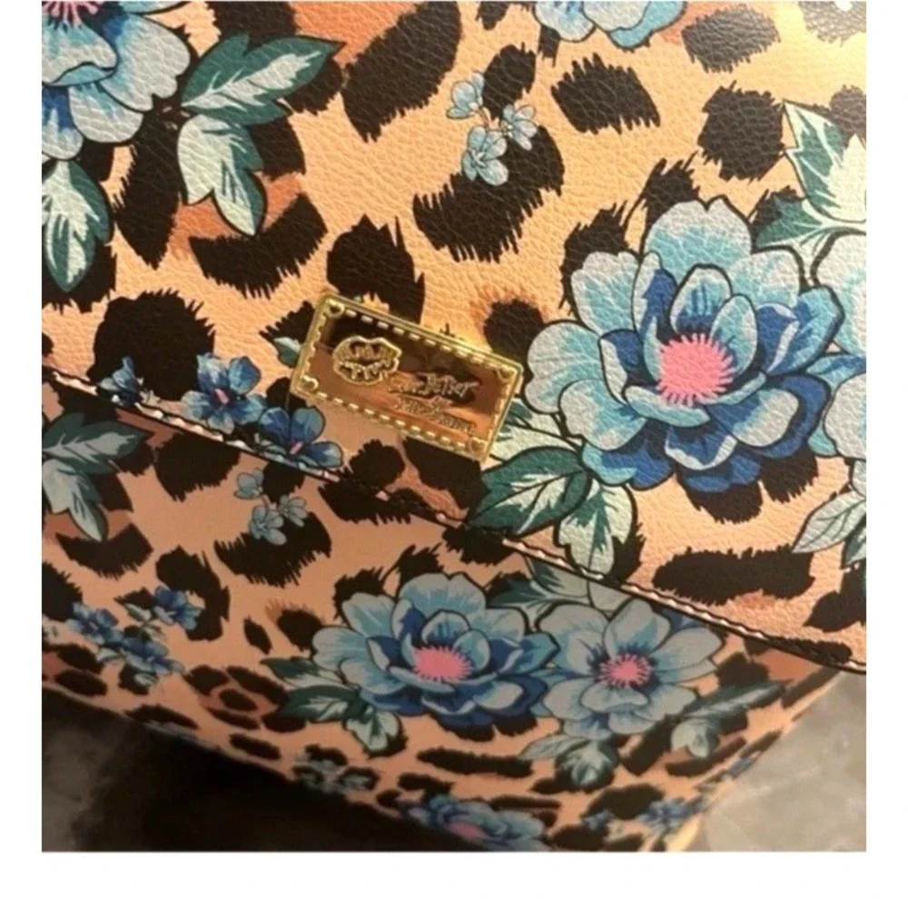 Luv Betsey by Betsey Johnson 